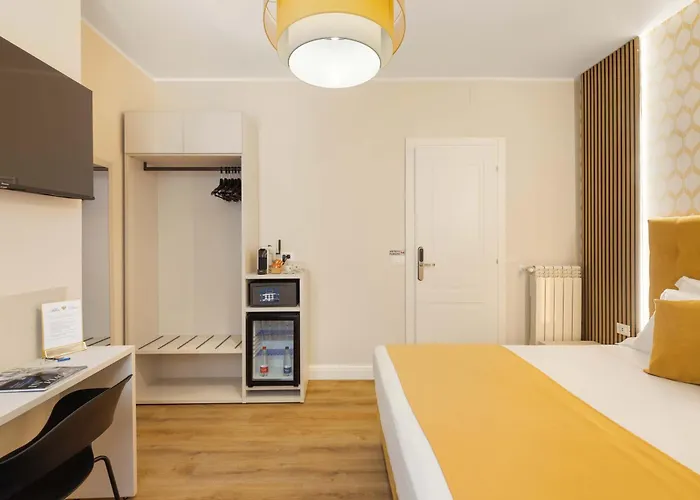 Albadea Deluxe 4* רומא