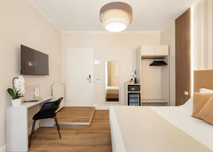 Albadea Deluxe Casa de hóspedes 4*