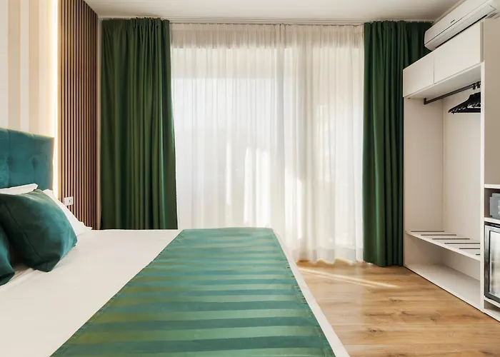 Albadea Deluxe 4*